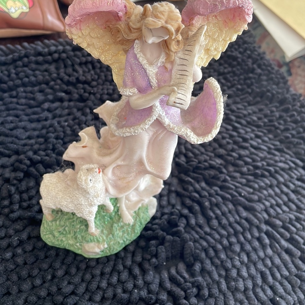 Angel - Picture 2 of 3